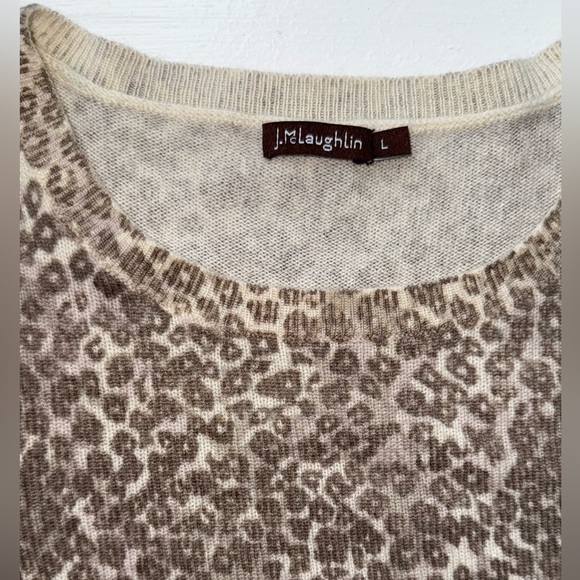J.McLaughlin Women’s Animal Print 100% Cashmere Sweater Size Large - Picture 4 of 7